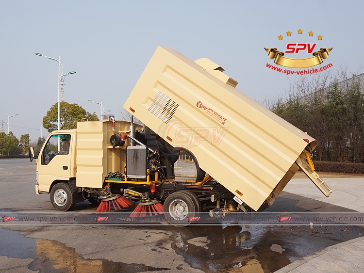 Sweeping Truck ISUZU - Discharge Garbage - 2